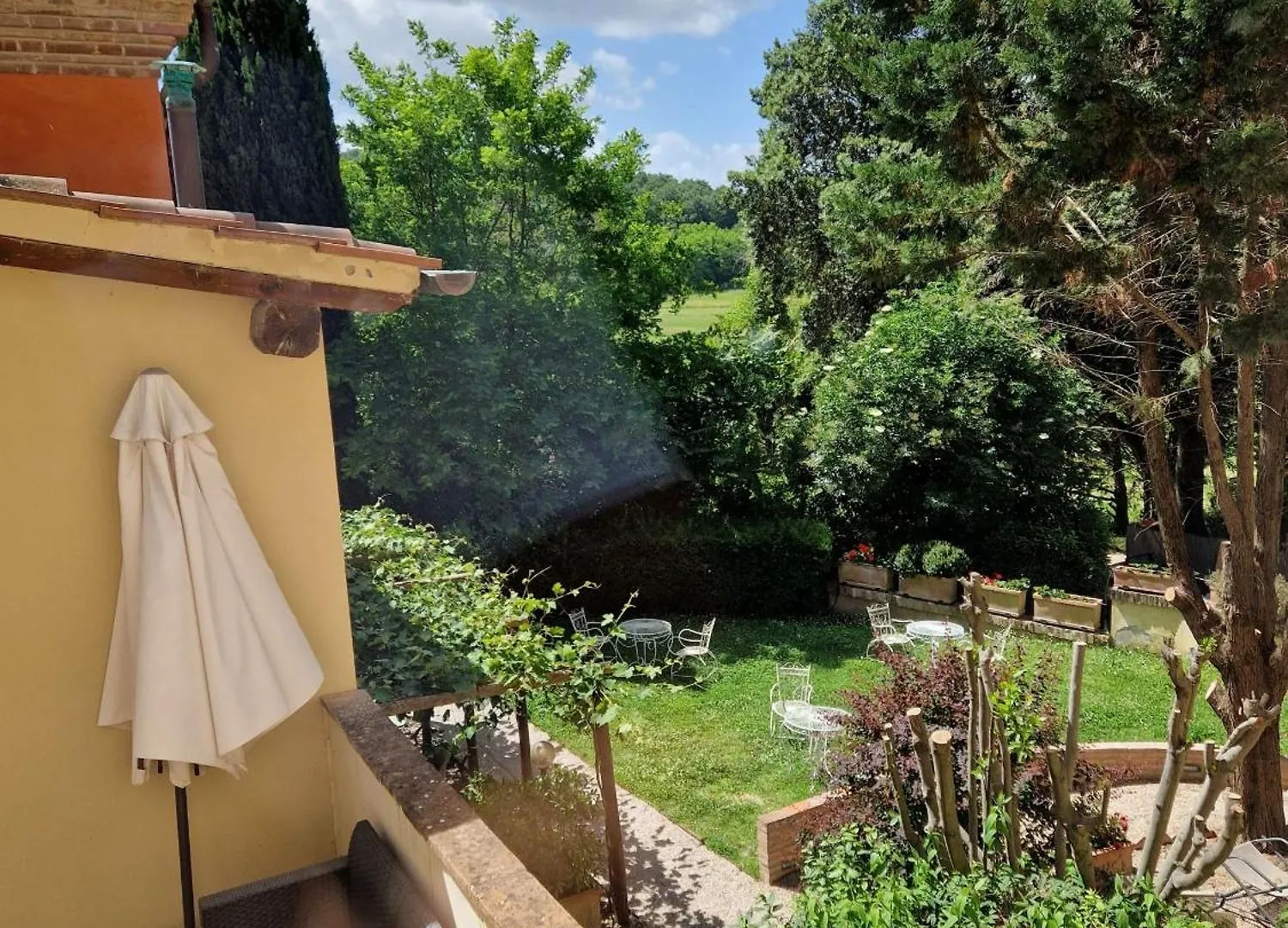 Villa Borgo Dolciano Chiusi 0*,