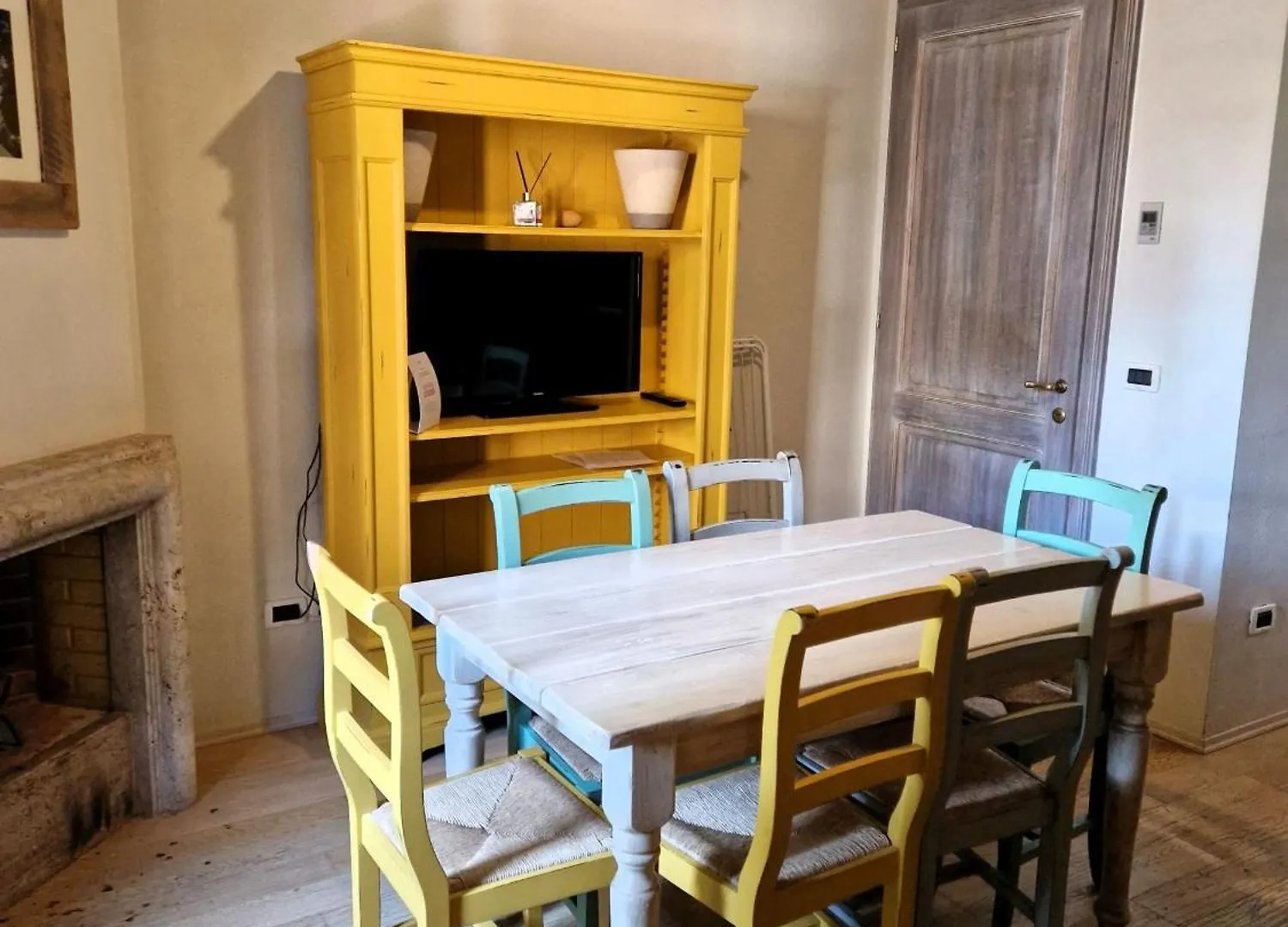 Villa Borgo Dolciano Chiusi 0*,