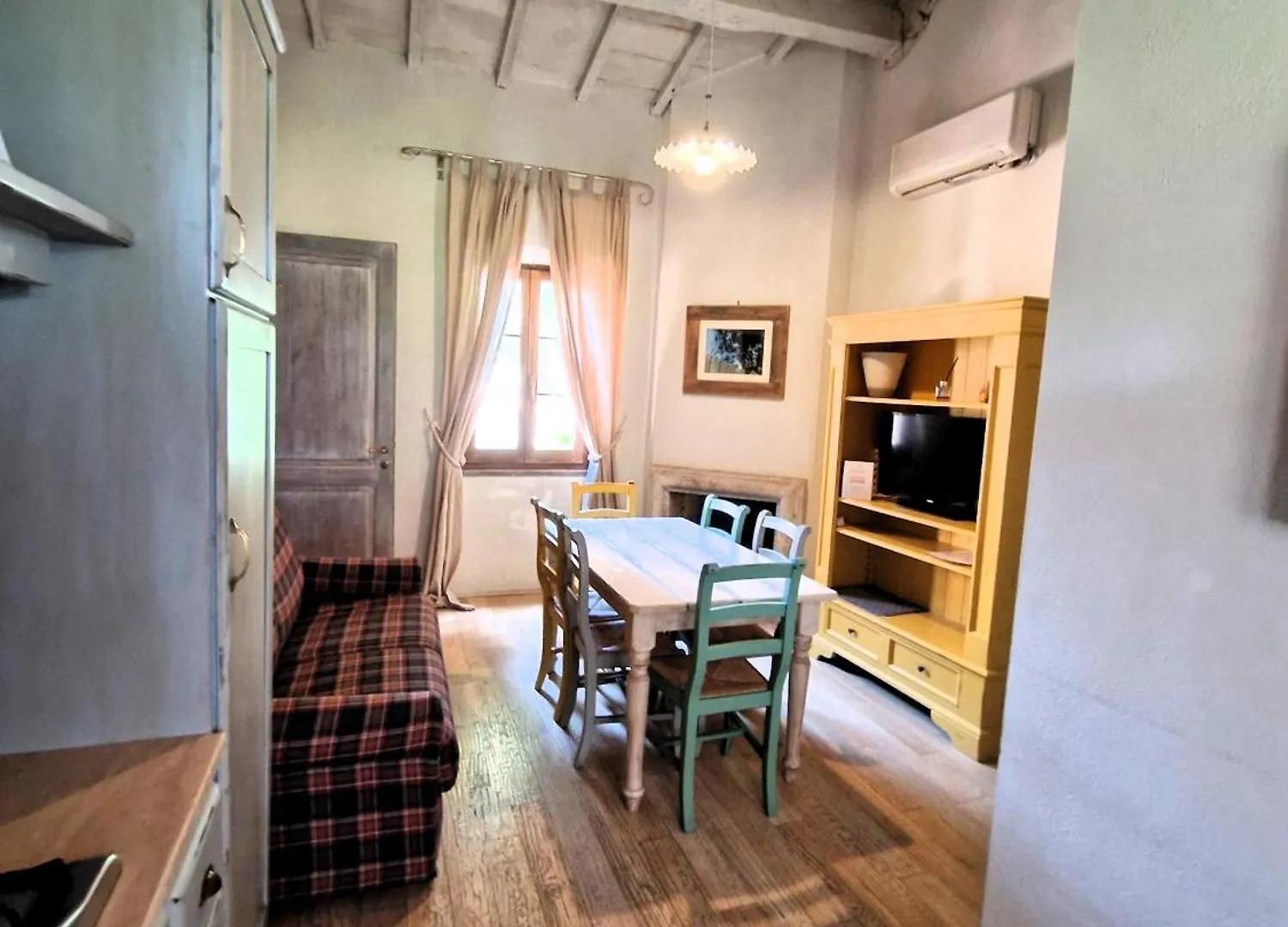Villa Borgo Dolciano Chiusi 0*,  Italien